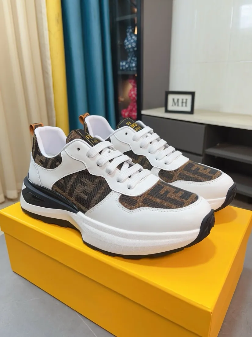 Men's Men's Shoes 💰458🌹🌹[fendi] Fendi's classic and comfortable men's, this complex sneaker is made of soft calfskin➕genuine leather lining➕original ultra-light rubber material with rough outsole. This unique light style is suitable for the casual and refined sensibility of this season. It is comfortable and natural on the feet. It is an everyday style for casual travel in autumn and winter! 38/44